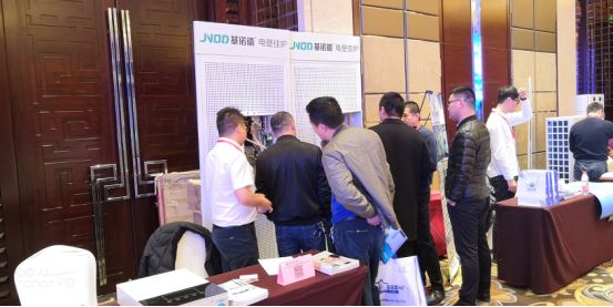 助力煤改電？電壁掛爐帶你走進(jìn)清潔取暖新世界！